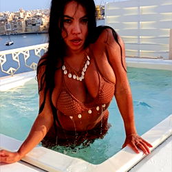 Model from OnlyFans in Exotic Setting