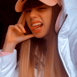 Andrea García in a casual pose