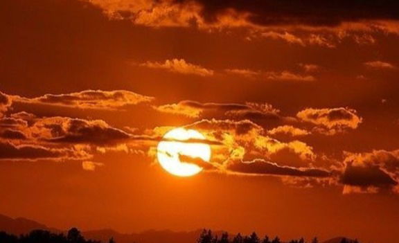 Hearted face™ • Horny latina photo