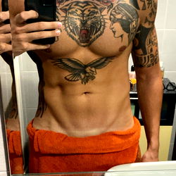 Model Photoshoot: U6755121 in Belfast