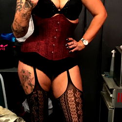 Stylish Model Alicia Addams in Riveting Outfit