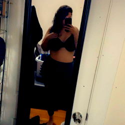 Ashlee Marie in a casual photoshoot