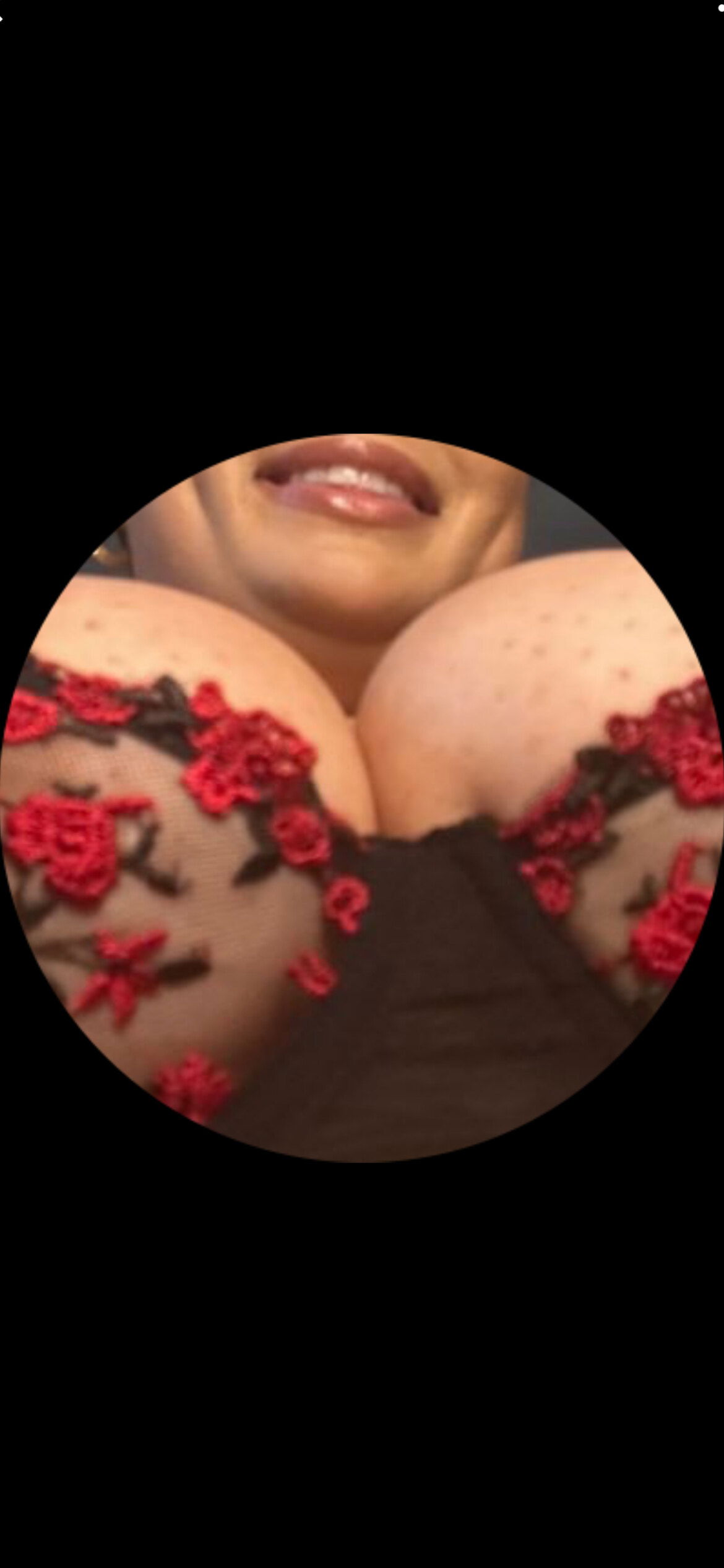 UR Fav BiGTitty GF🌹 photo