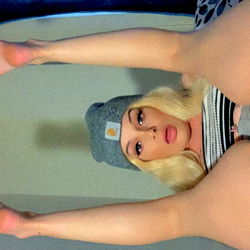 Bella๐ญ๐ฆ photo