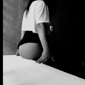 The woman of that night photo