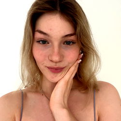 Candid Moment with Kelly 🐾