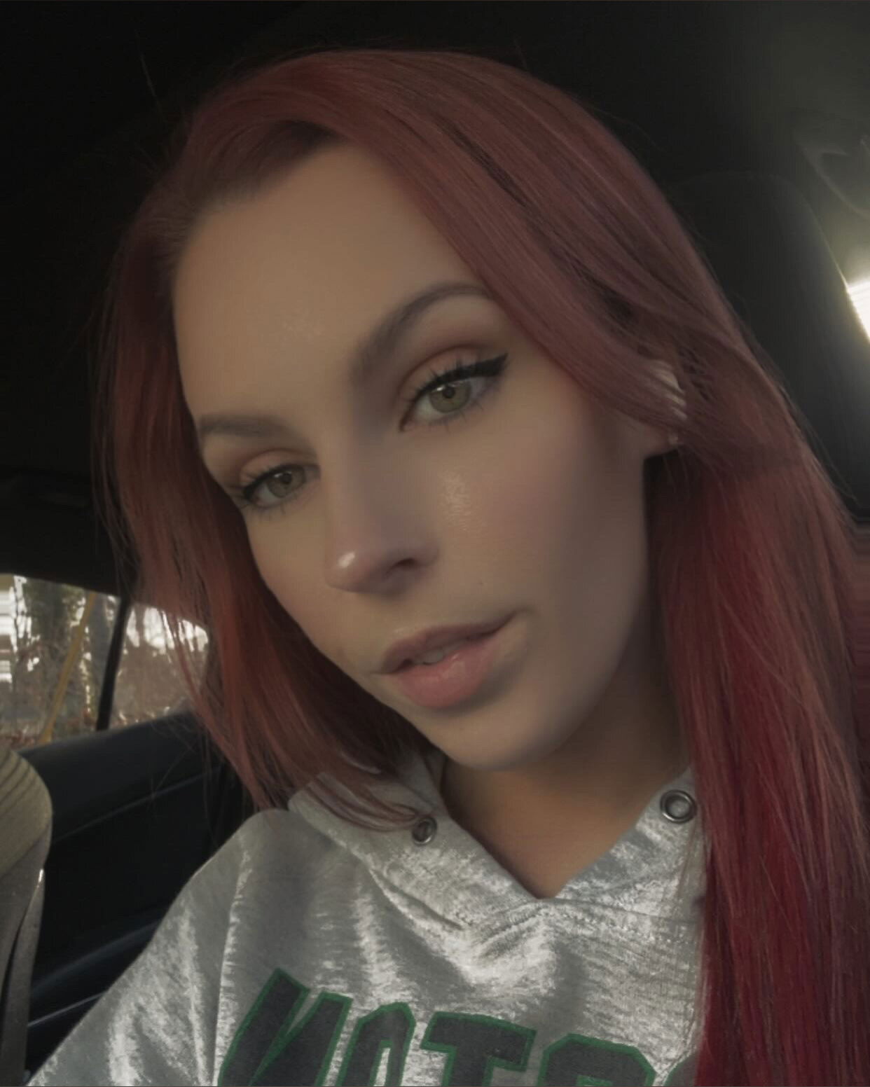 Avril Serene 🖤 photo