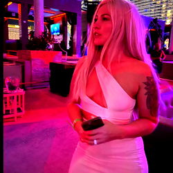 Social Media Influencer