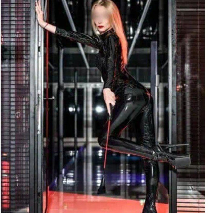 Mistress Lady Quinn photo