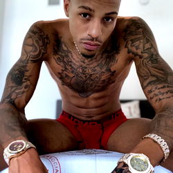 Strong, Ripped Amari, 28, Male