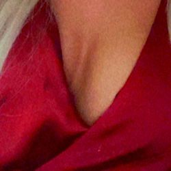 Olivia - Exotic and Alluring