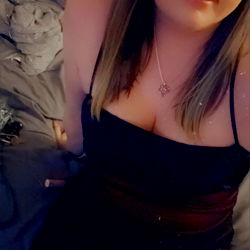 Sweetpea3d3's Elegant Evening Look