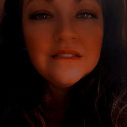 Candid Moment of ExxxtraThickk VIP