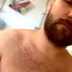 Aussie Cub: Shirtless Selfie in Bathroom Mirror