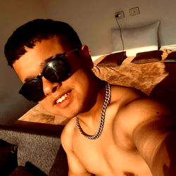 Babys_Cheeks 🇺🇸 Sharing Summer Vibes from Miami,