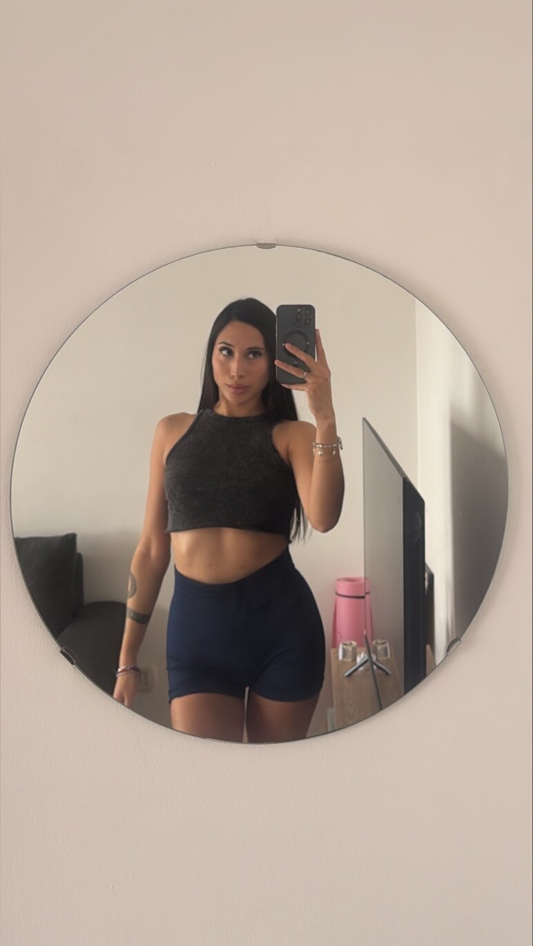 CHLOE❤️‍🔥 𝑽𝒊𝒅𝒆𝒐 𝒄𝒂𝒍𝒍 photo