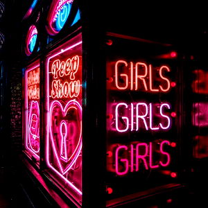 ainsley rae, medium tiddy alt gf 😈 photo