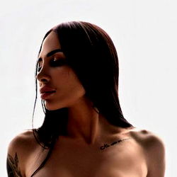 OnlyFans Model Elvira - Elegant and Sensual Portrait