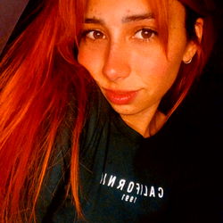 Onlyfans Model 𝗔𝗹𝗲𝘅🌷