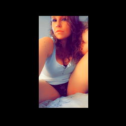 Roxy on OnlyFans - A Model Sharing Her Life with Fans