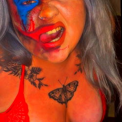 Tattooed and colorful clown makeup, Onlyfans model Princess🖤