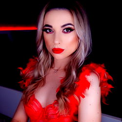 MissAmellia - OnlyFans Model