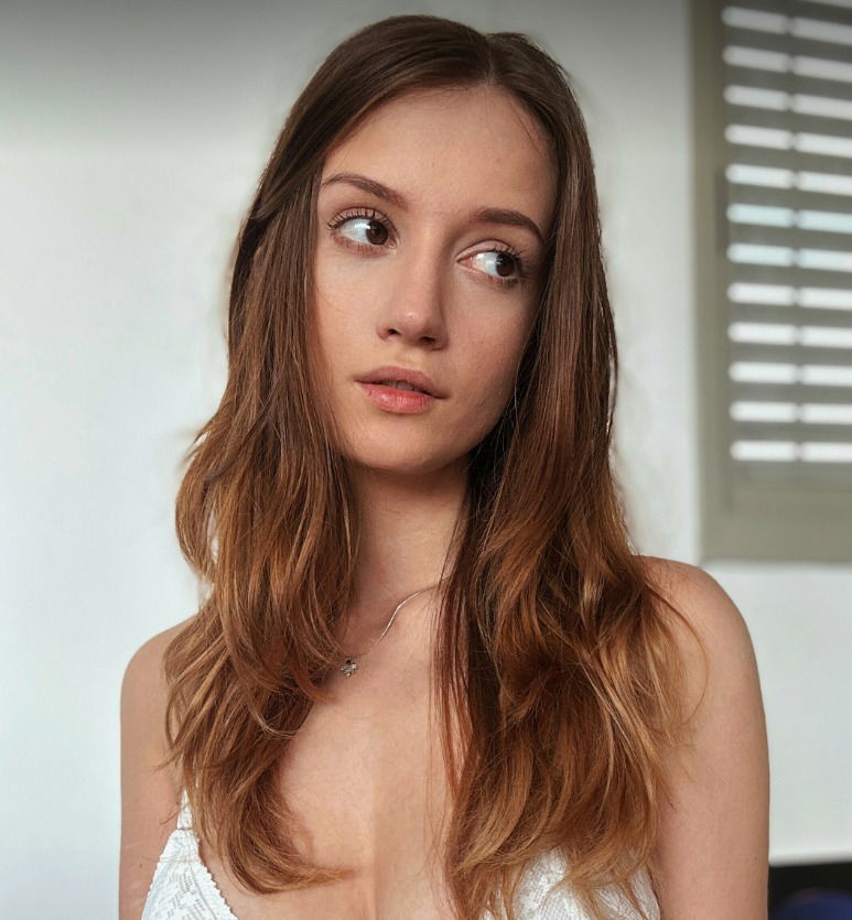 Cursed Ellie 💌 photo