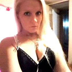 OnlyFans Model Crystal Cashmere from Your Wet Dreams