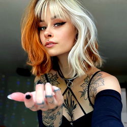 𝕾𝖆𝖑𝖑𝖞 𝕯𝖎𝖓𝖔𝖘𝖆𝖚𝖗 🖤 photo