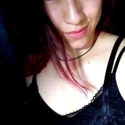 NaTta from Colombia, strong and confident.