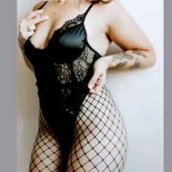 Exotic Peaches in Lingerie