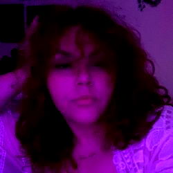 Titi Shell 🌻 photo