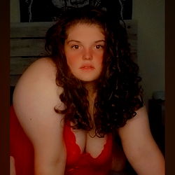 😈Daddy'sGirl🥵 photo