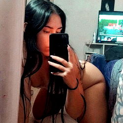 Onlyfans Model Alai♥️ Showcasing Her Stunning Curves