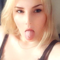 AngelCat - OnlyFans Model Photos