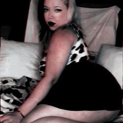 Onlyfans Model in Giraffe Costume Posing for Camera