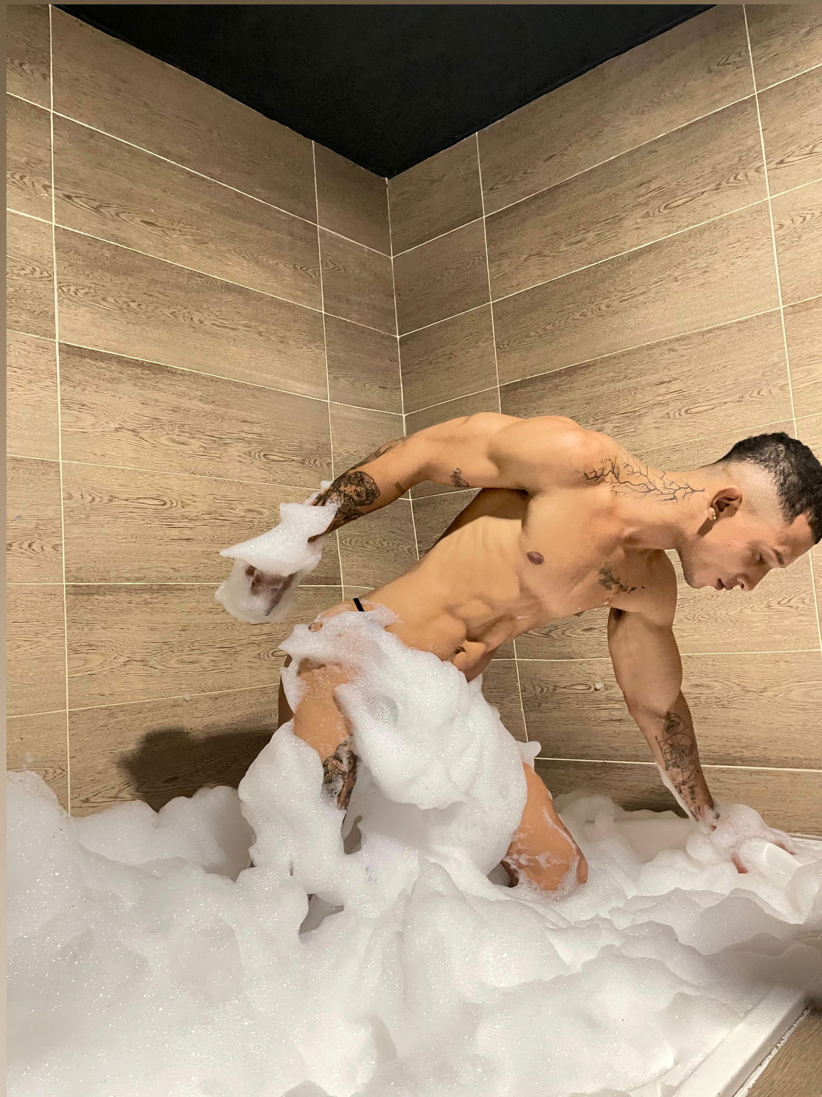 Andres Charris photo