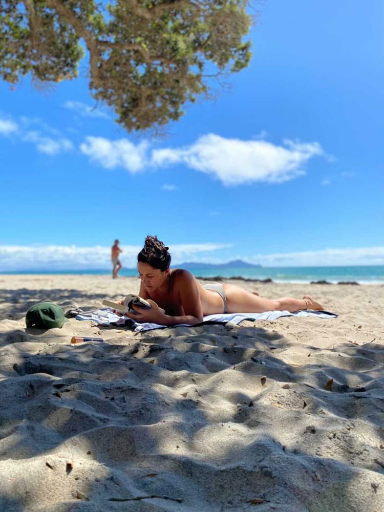 Maia Peach  🍑 photo