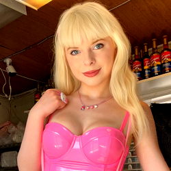 Onlyfans Model Missemilybunny in Pink Lingerie