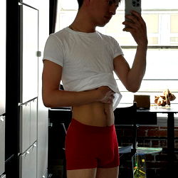 Verslaboy in Intimate Photoshoot