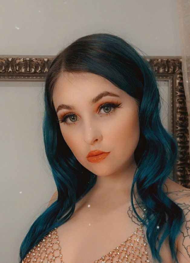 MistressAddi ⬇️🔞 photo