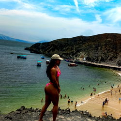 Lovely Beach Scene with Leonepli Perez