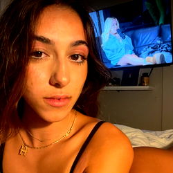 Stylish Model in Heidi R Collection, Your Bed!