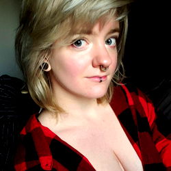 Onlyfans Model Charlie Cade, 24, Female