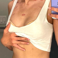 OnlyFans Bunny Showcasing Her Tattoos