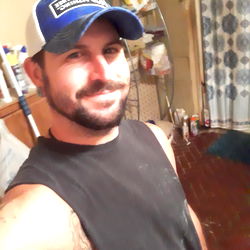 Chris Jones's Post-Workout Photo in the Bathroom