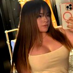 Camilita, model from Medellín