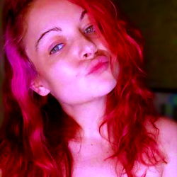 Alura, Red Hair Model, Onlyfans