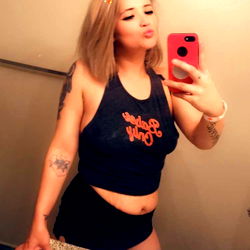 Chelsie Middleton photo