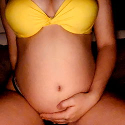 Striking Pregnant Model in Lingerie - Montana on OnlyFans